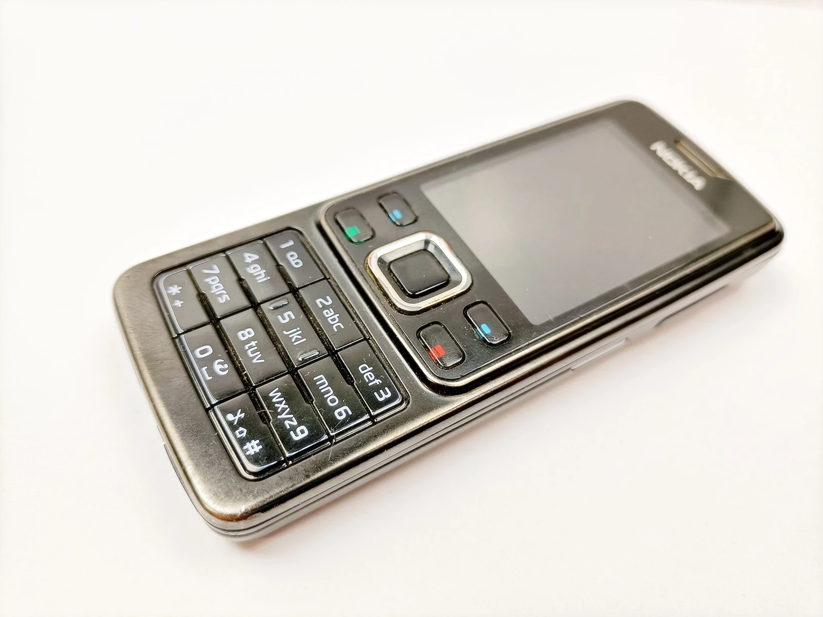 telefon-komorkowy-nokia-6300-czarny-kod-producenta-6300