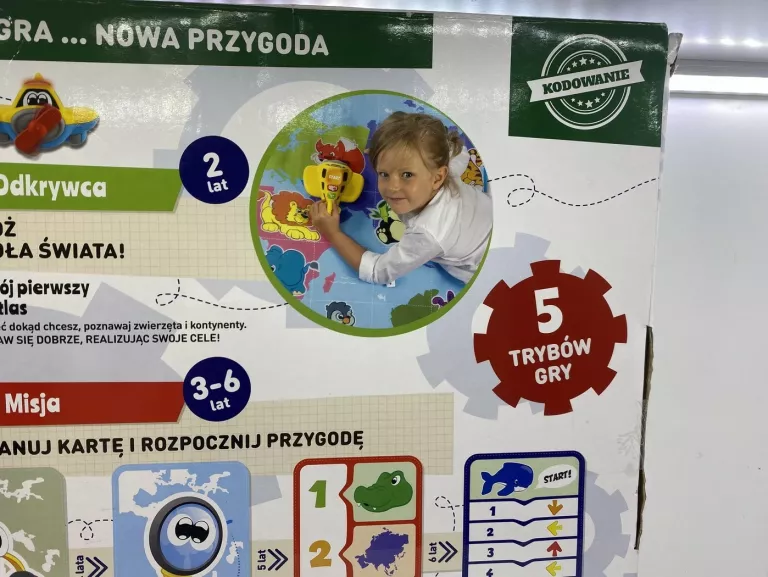 CHICCO DUŻA MATA POZNAJ ŚWIAT KODOWANIE 5 TRYBÓW GRY 110 X 80 CM