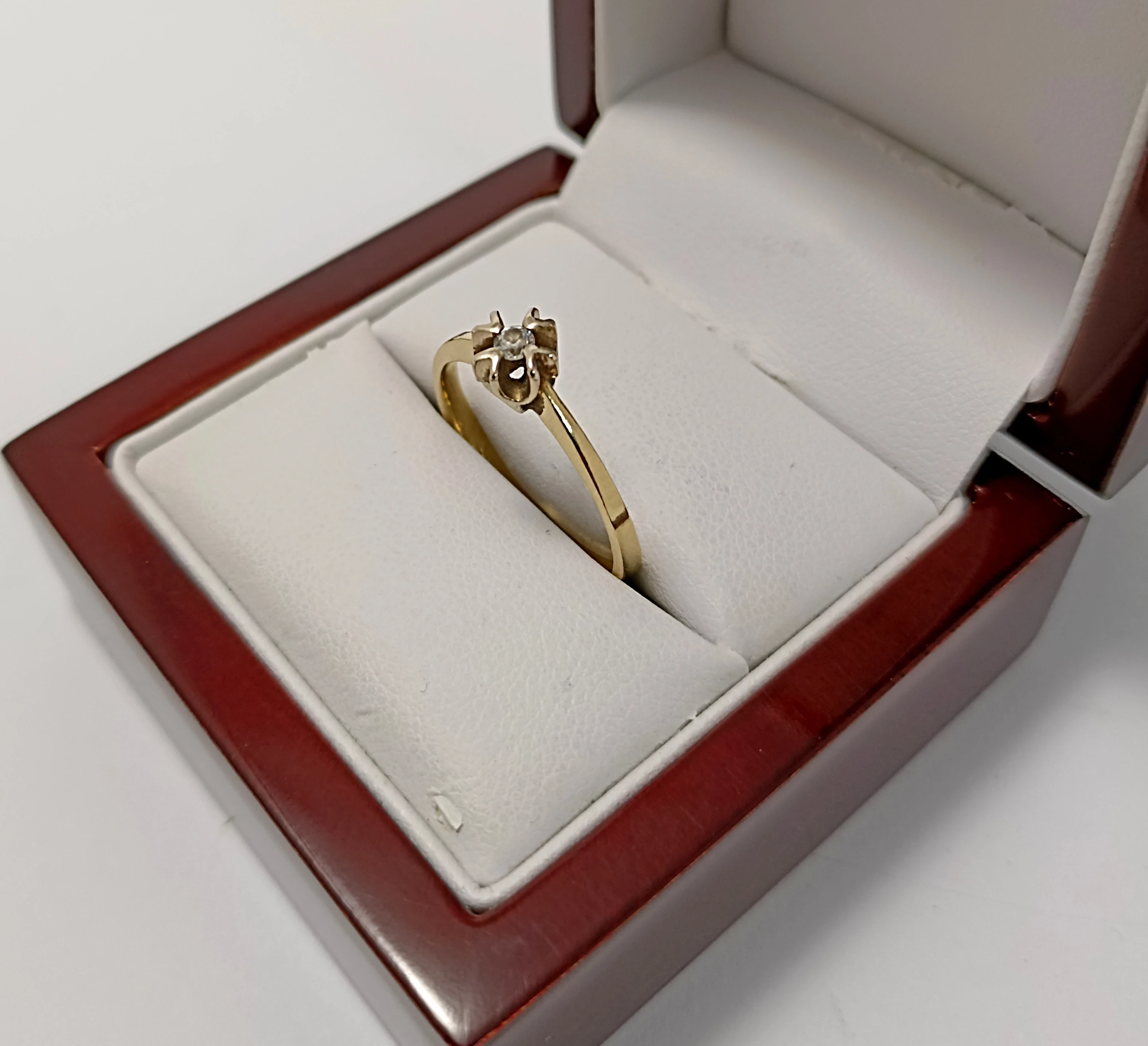 zloty-pierscionek-z-cyrkonia-265g-r-20-stan-11323-2