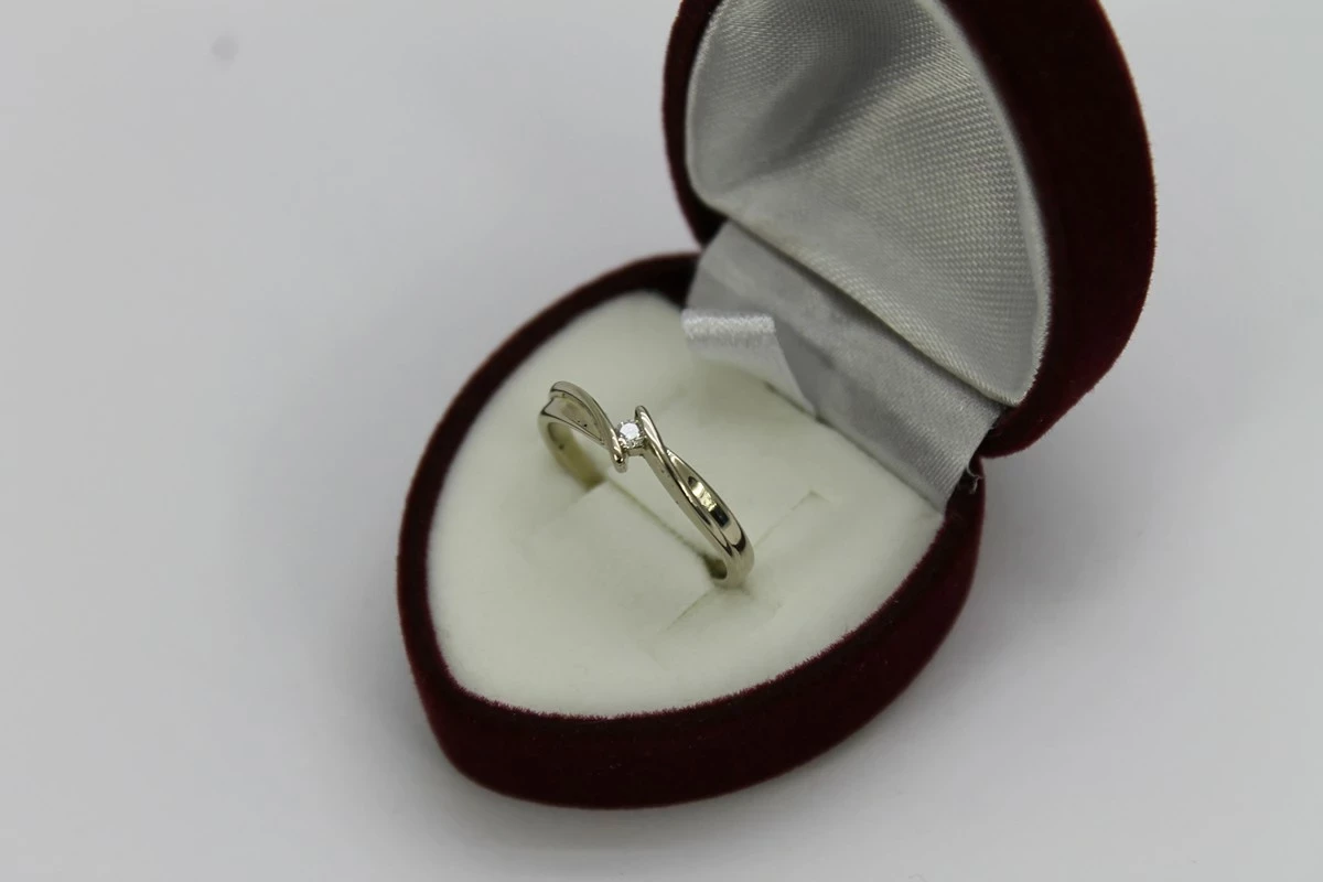 zloty-pierscionek-z-brylantem-pr-585-rozm10-certyfikat-kamien-17088-8