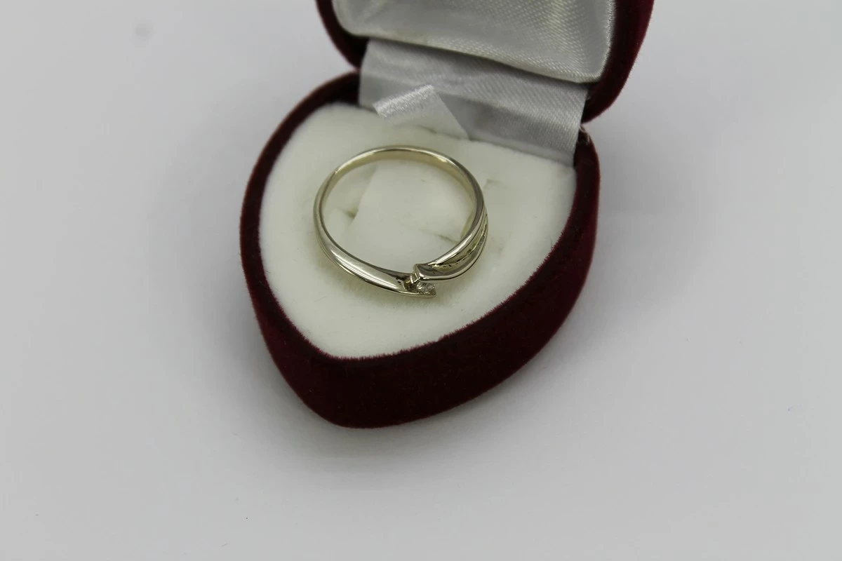 zloty-pierscionek-z-brylantem-pr-585-rozm10-certyfikat-rozmiarsrednica-wew-mm-372-10