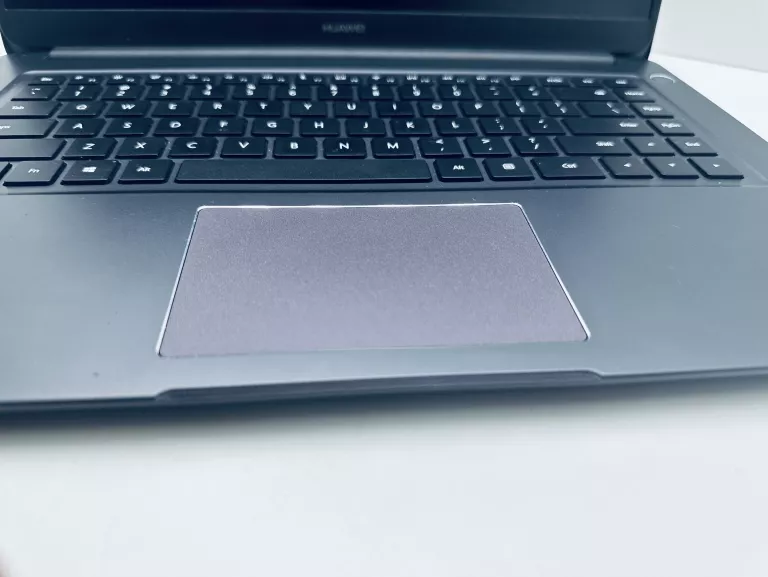 laptop-huawei-matebook-mrc-w10-przekatna-ekranu-156