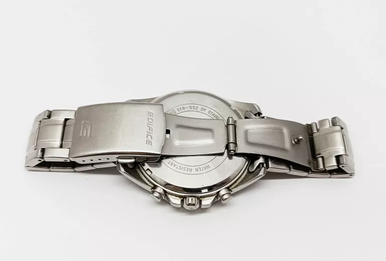 zegarek-casio-edifice-efr-552-ksztalt-koperty-okragla