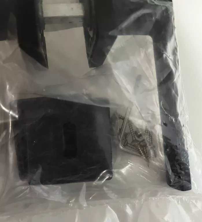 zestaw-verso-ergo-klamka-na-klucz-kwadratowy-szyld-czarny-kolor-czarny