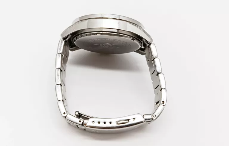 zegarek-casio-edifice-efr-552-funkcje-chronograf