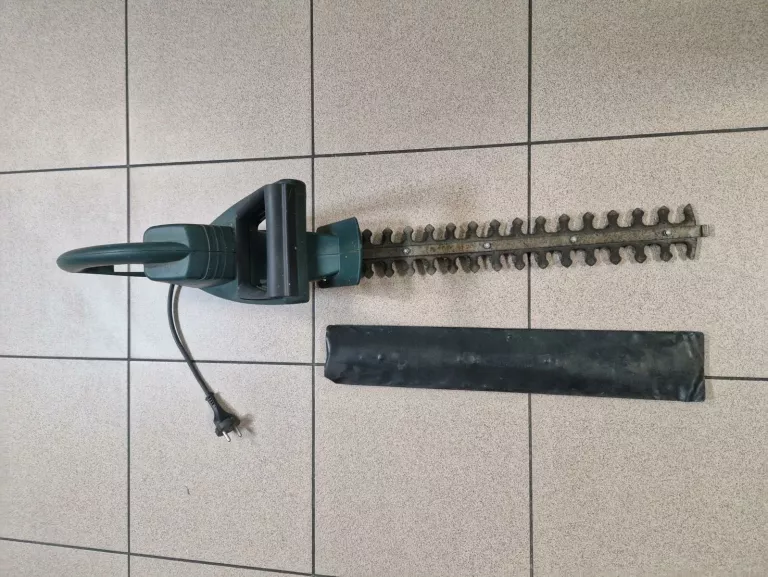 ELEKTRYCZNE NOŻYCE DO ŻYWOPŁOTU HS 450