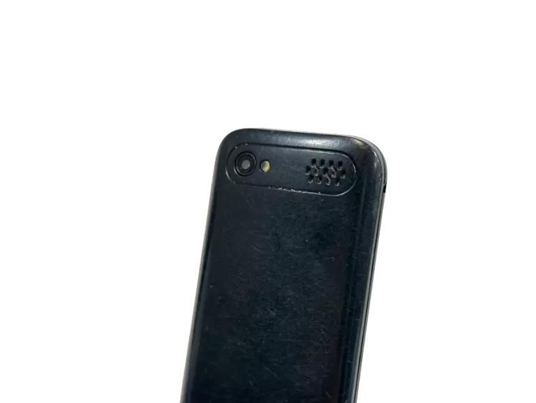 TELEFON KOMÓRKOWY MAXCOM MM143 CLASSIC CZARNY 2,4"