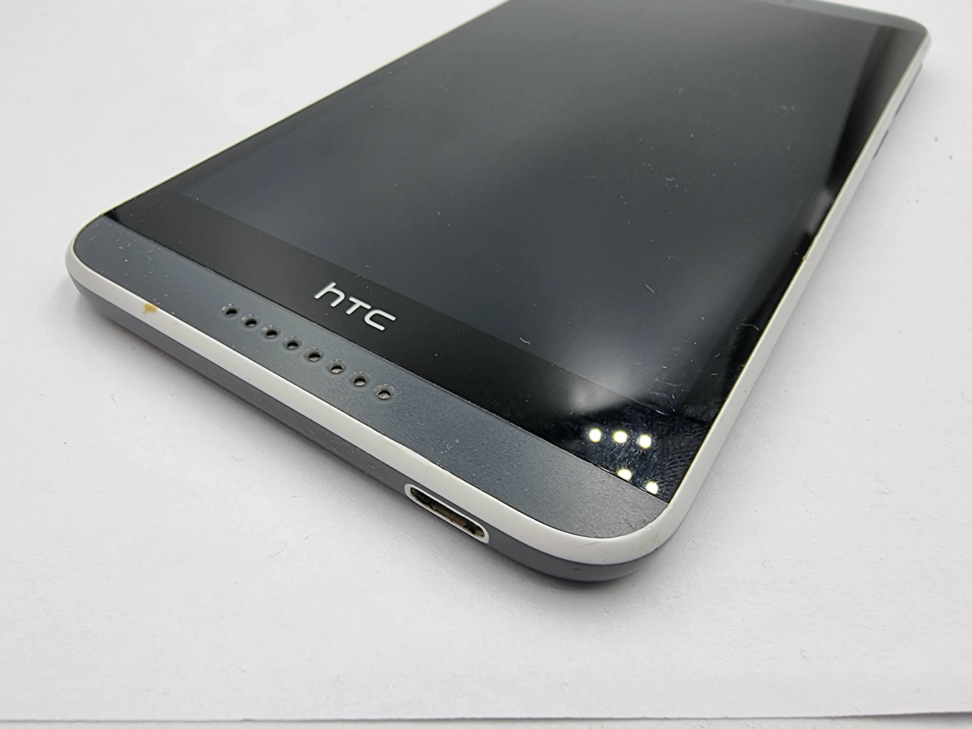 telefon-htc-desire-820-opis-kod-producenta-desire-825