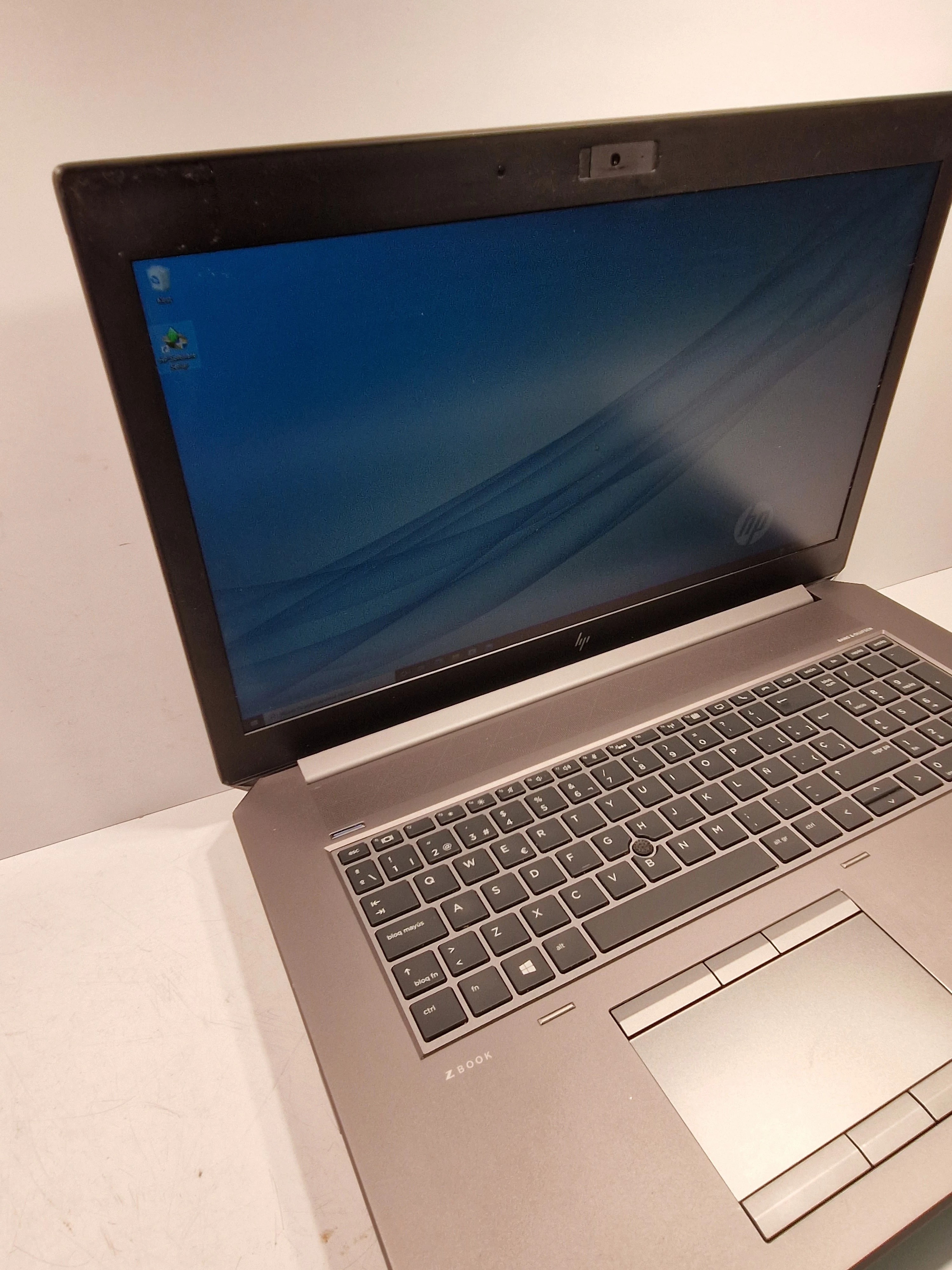 laptop-hp-zbook-17-g6-i5-32512gb-stan-11323-2
