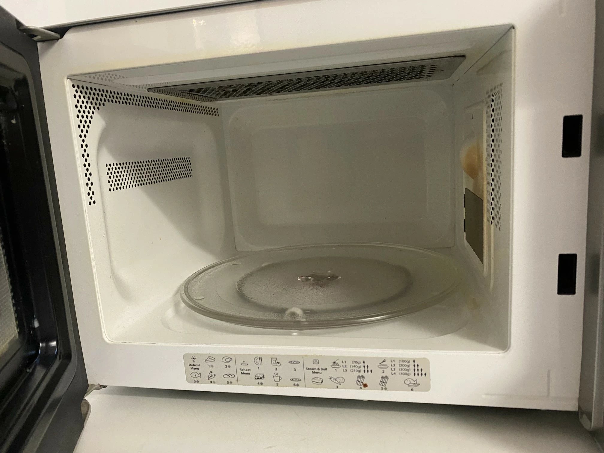 kuchenka-mikrofalowa-whirlpool-mwa-269-slpud-stan-uzywany