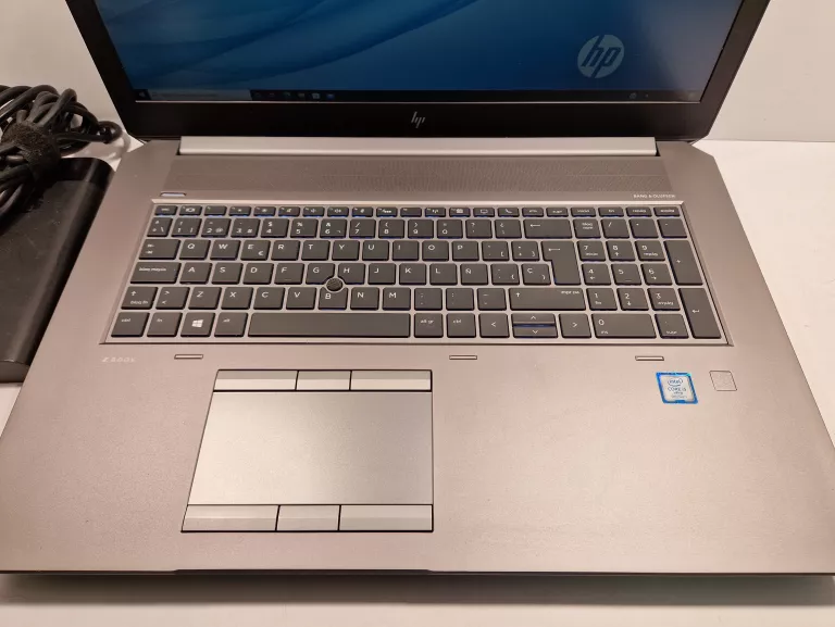 LAPTOP HP ZBOOK 17 G6 500/I5/32GB