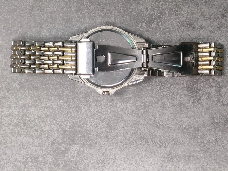 zegarek-geneva-ksztalt-koperty-okragla