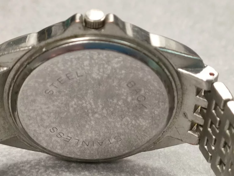 zegarek-geneva-mechanizm-kwarcowy