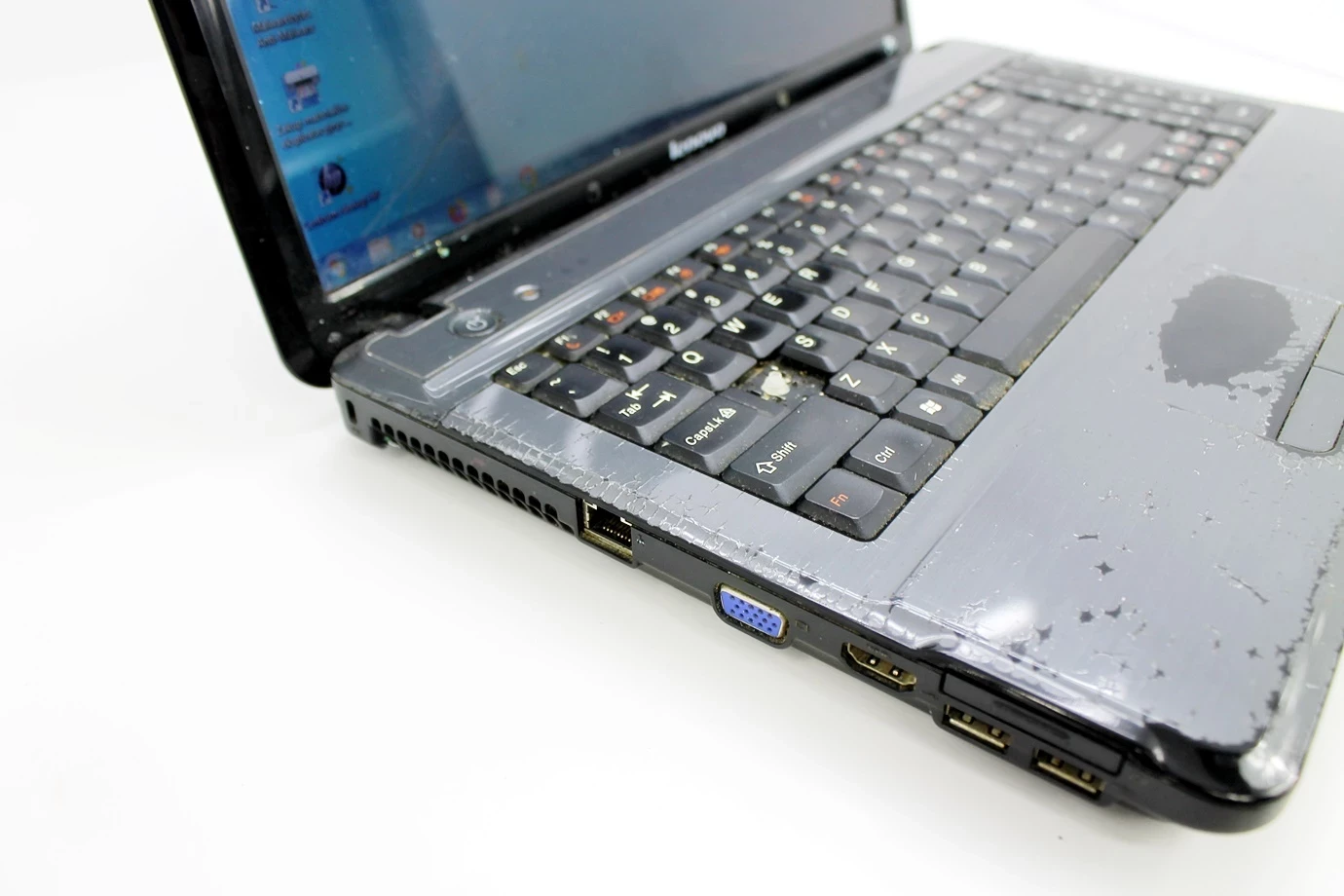 laptop-lenovo-g550-z-zasilaczem-opis-rozdzielczosc-px-1366-x-768