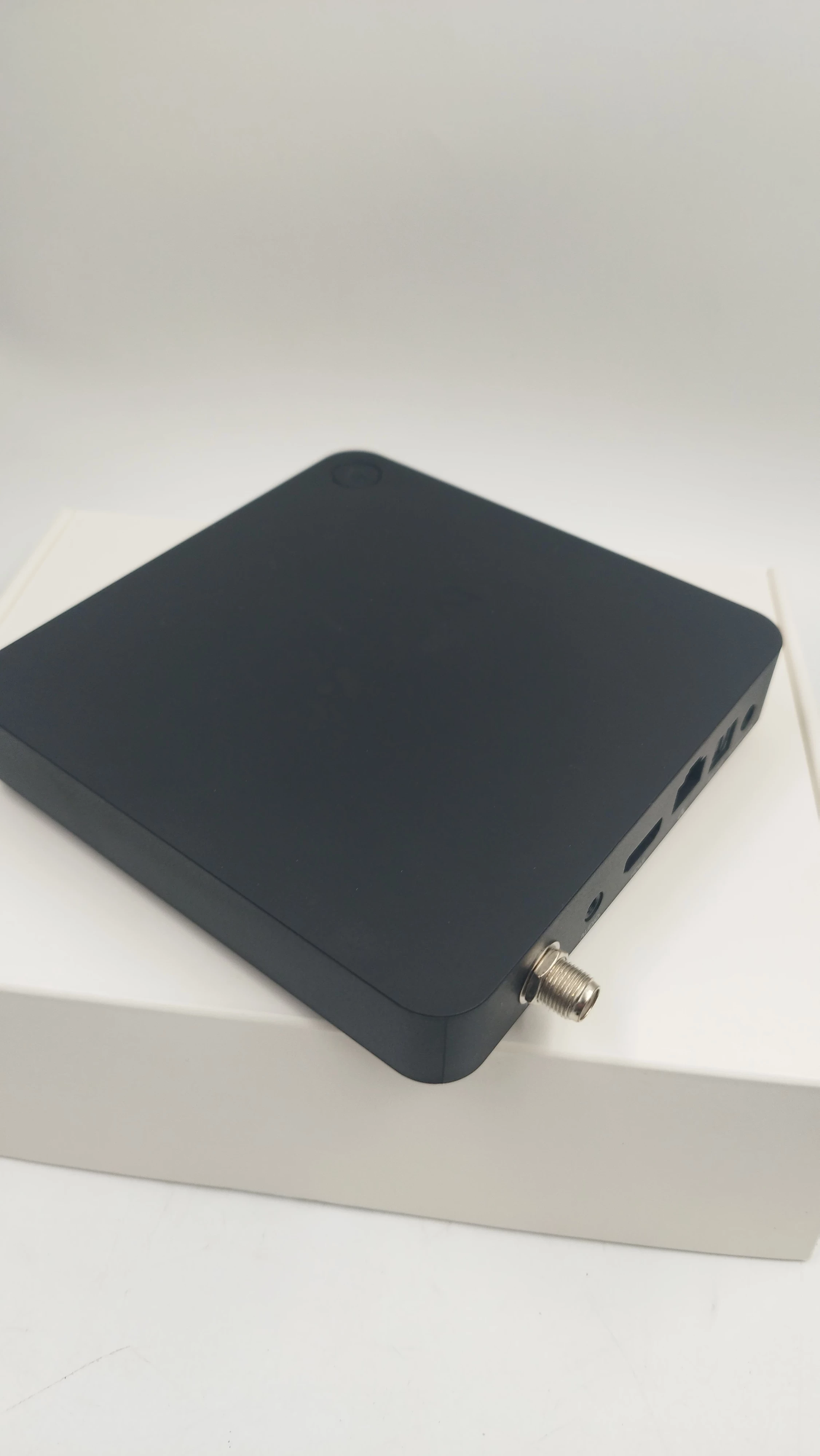 tv-smart-4k-box-dv8988-marka-bez-marki