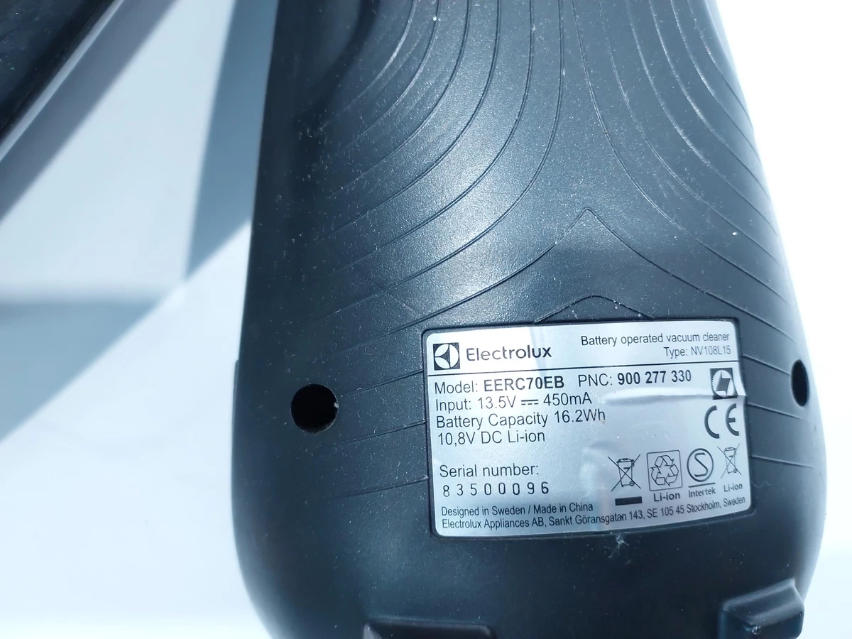 electrolux-eerc70eb-odkurzacz-pionowy-product-id-415c3898-4590-41af-b9c0-0b06177d5a8f