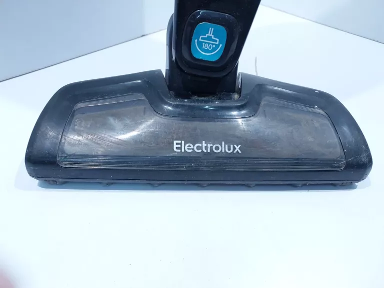 electrolux-eerc70eb-odkurzacz-pionowy-kolor-dominujacy-czarny