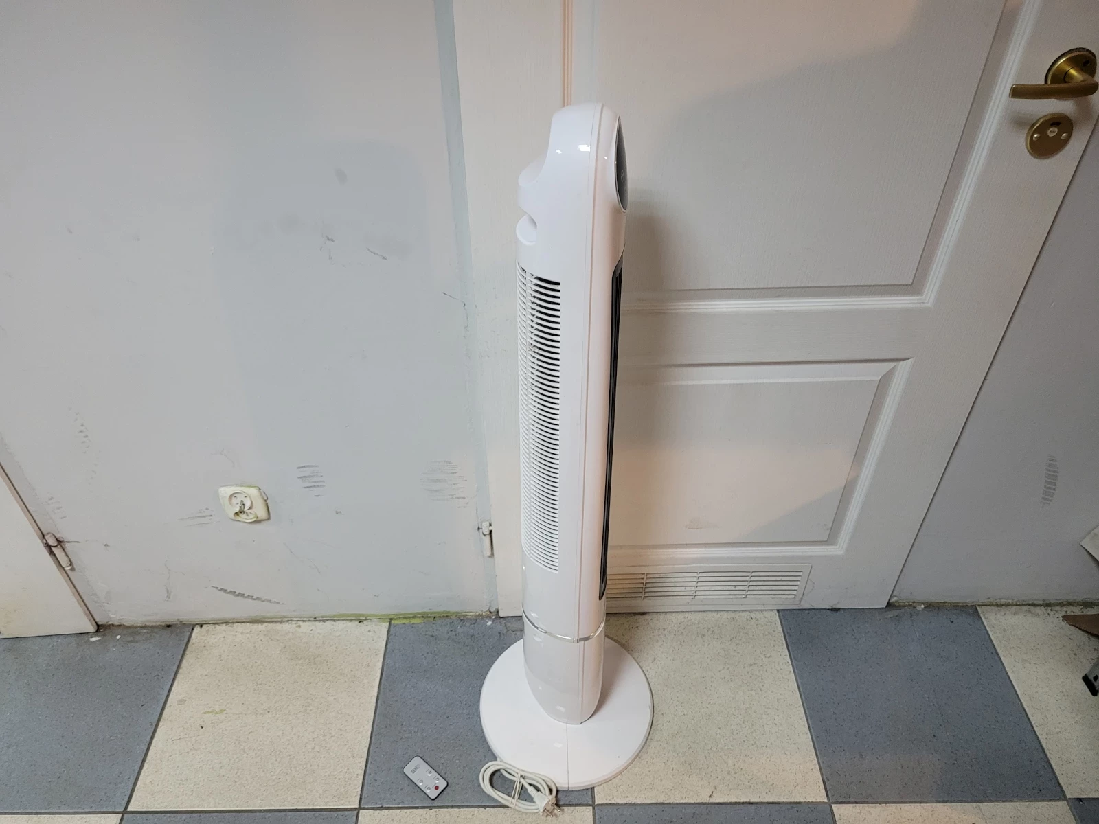 wentylator-kolumnowy-hb-tf1201dwrc-marka-hb