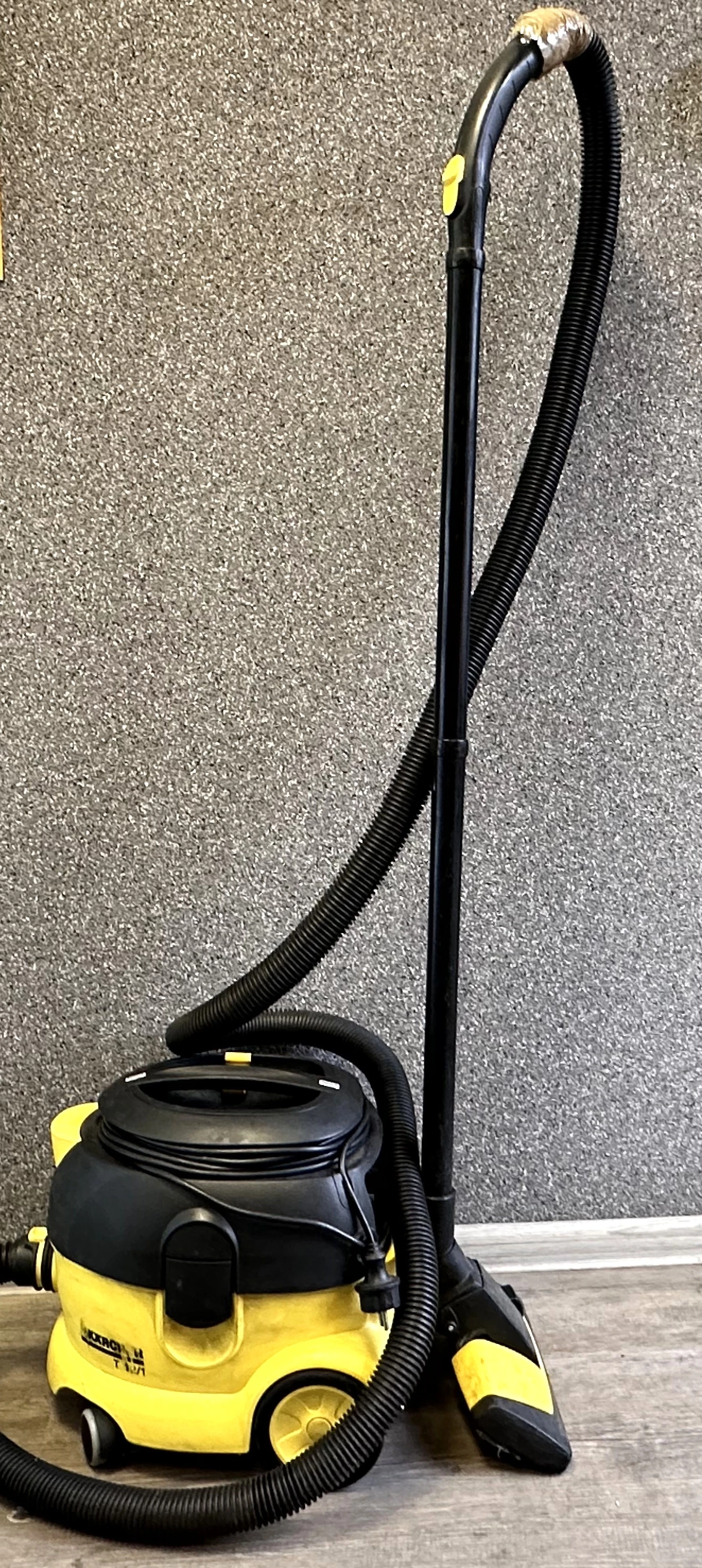 odkurzacz-karcher-t121-stan-uzywany