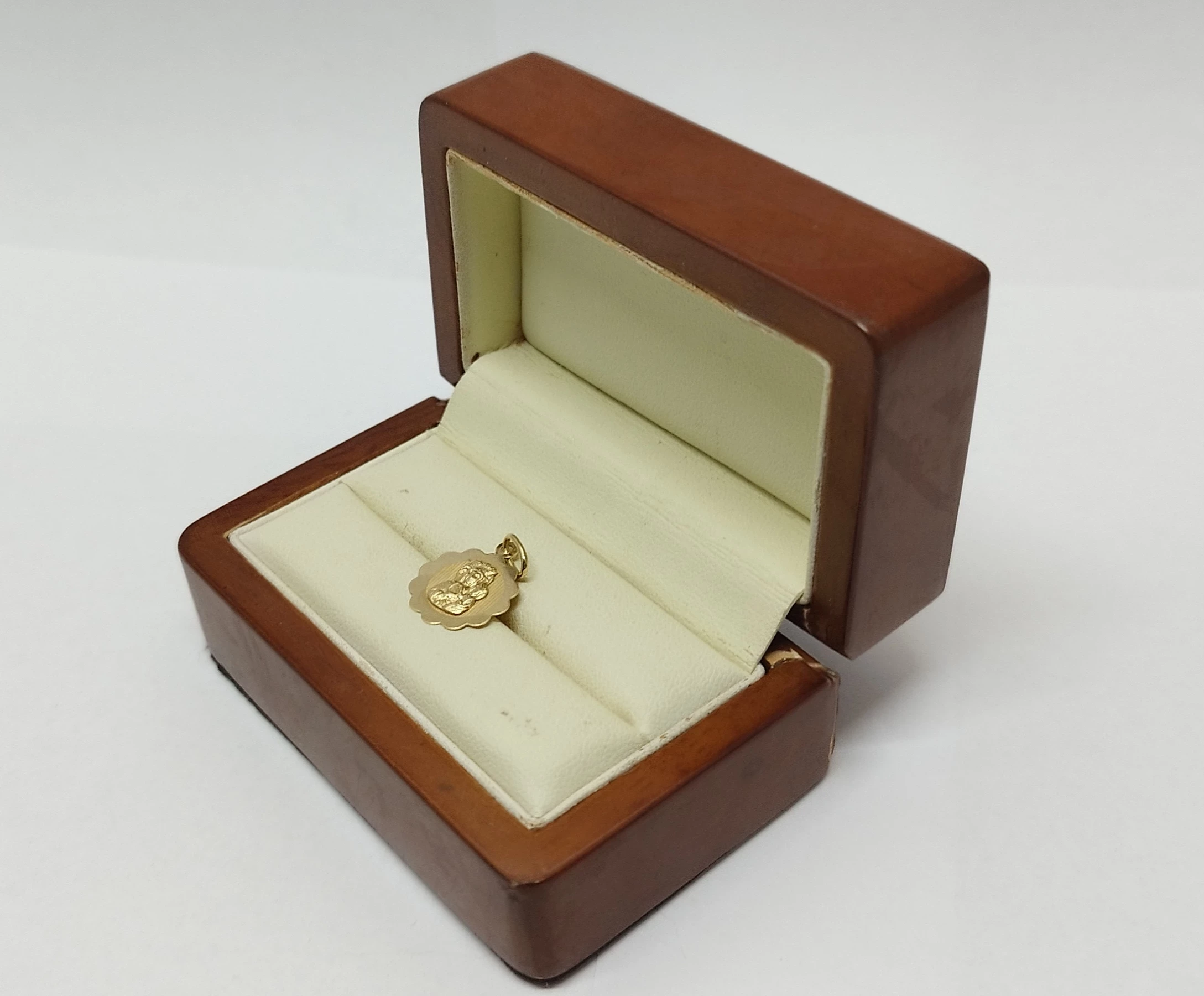 zloty-medalik-077gr-585pr-ean-gtin-8001231232620