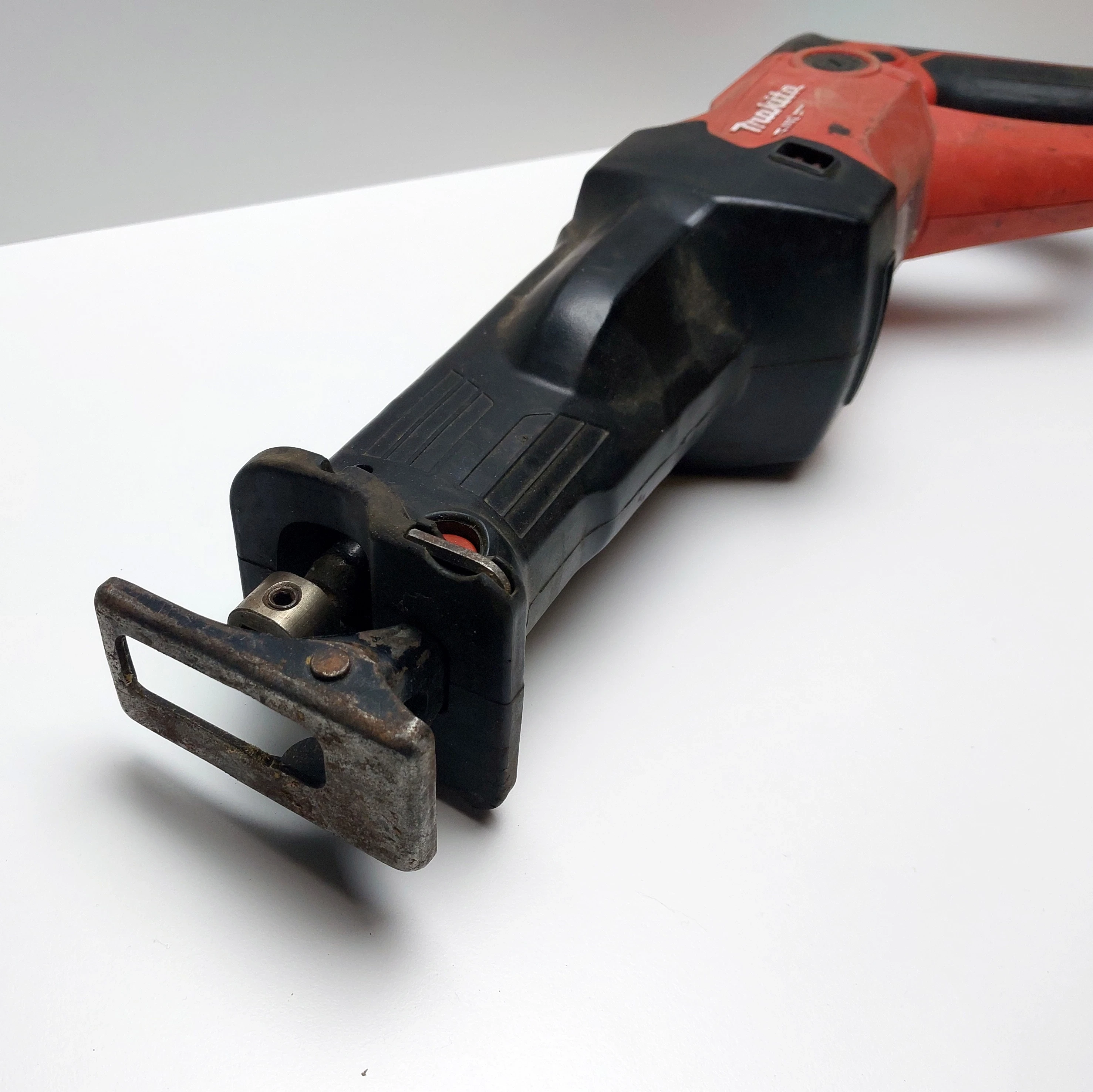 pila-szablasta-makita-m4500-ean-gtin-0088381816274