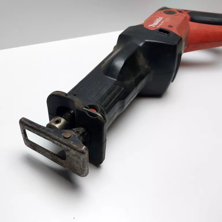 PIŁA SZABLASTA MAKITA M4500