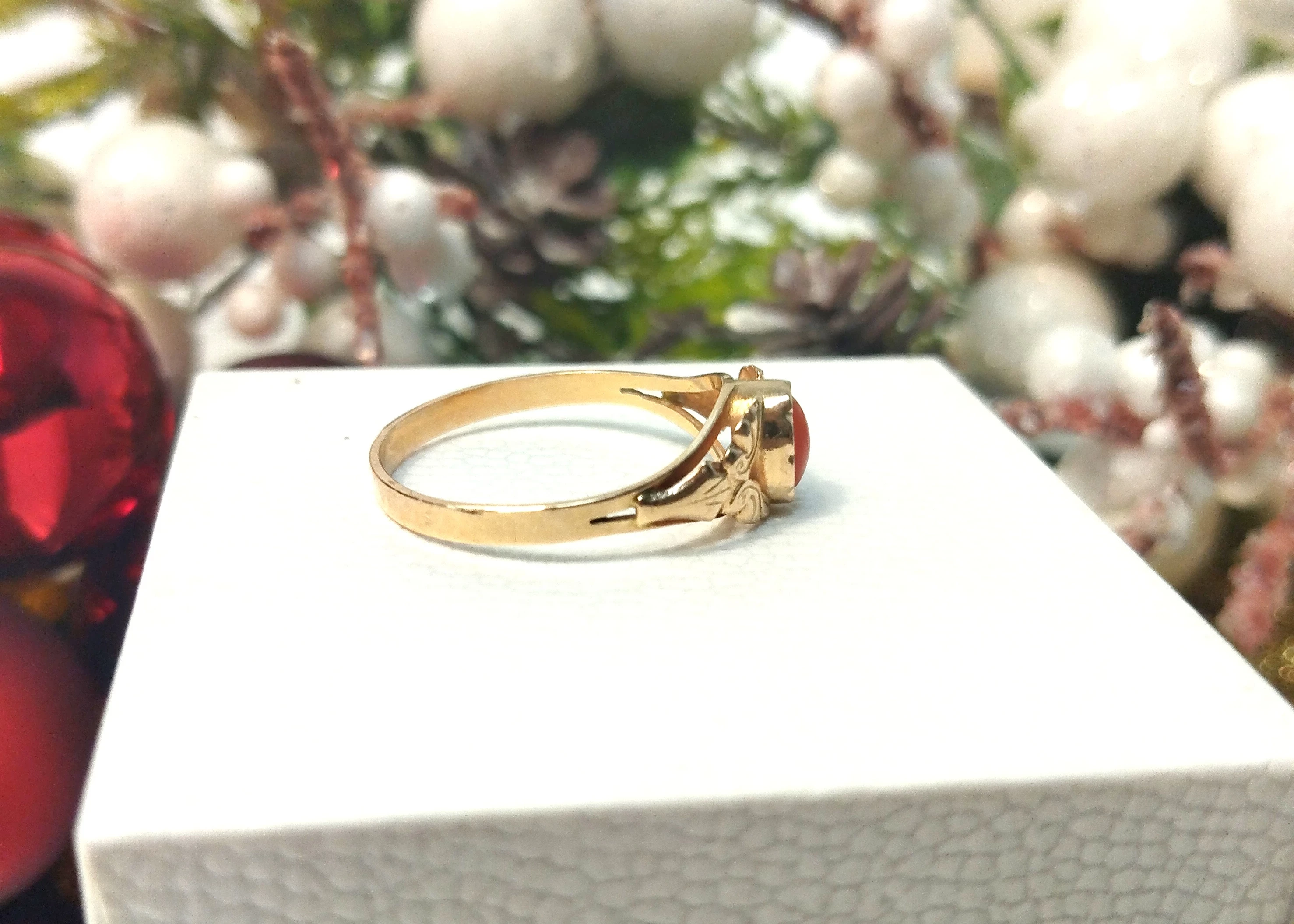 zloty-pierscionek-z-koralem-166gr-585-r17-rozmiarsrednica-wew-mm-171800