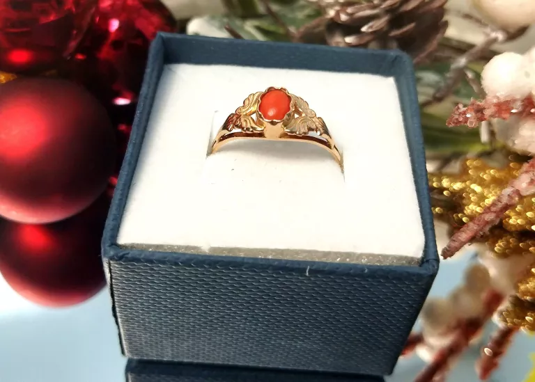 zloty-pierscionek-z-koralem-166gr-585-r17-marka-luna