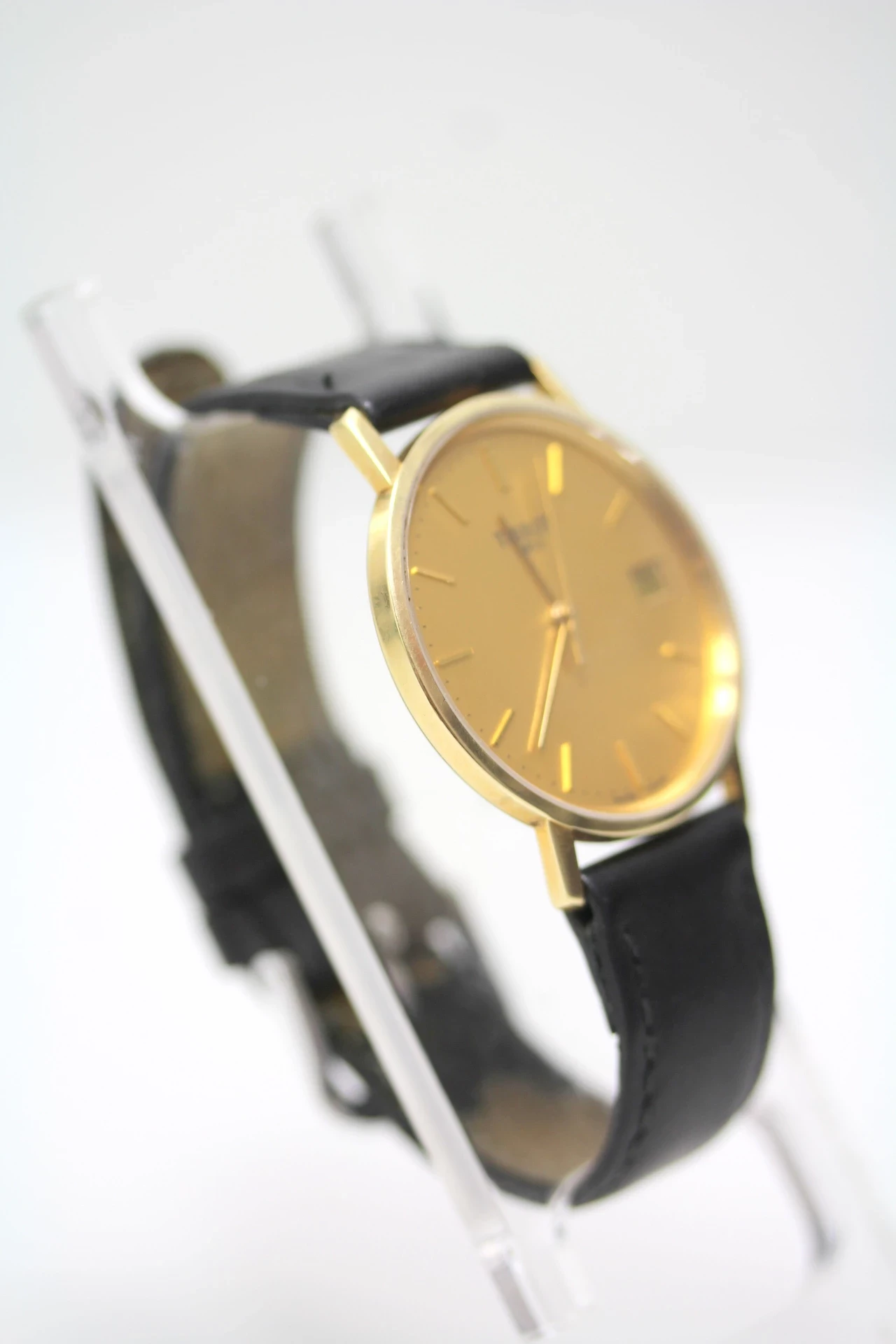 zegarek-meski-tissot-1853-zloty-p585-rodzaj-analogowe