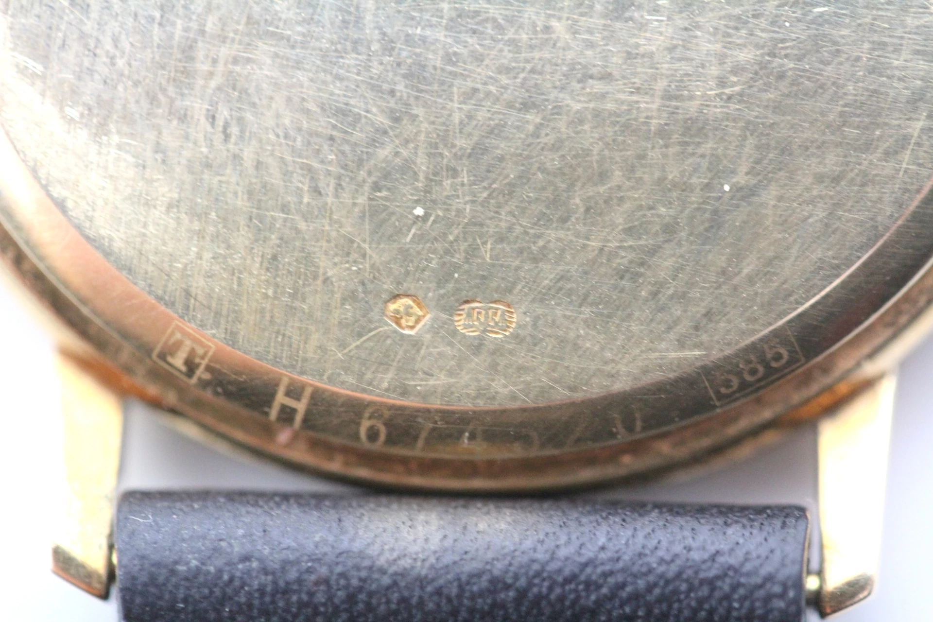 zegarek-meski-tissot-1853-zloty-p585-ean-gtin-7611608241776