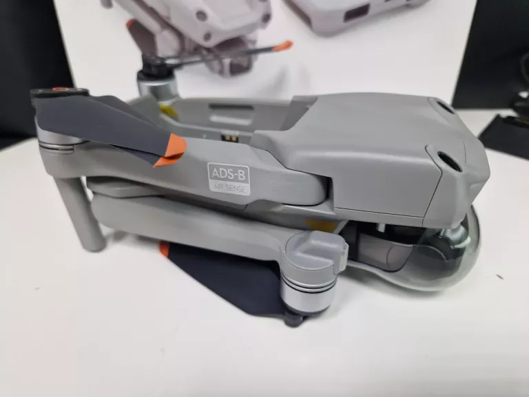 DRON DJI AIR 2S Z PARAGONEM I DODATKOWĄ GWARANCJĄ DJI KPL