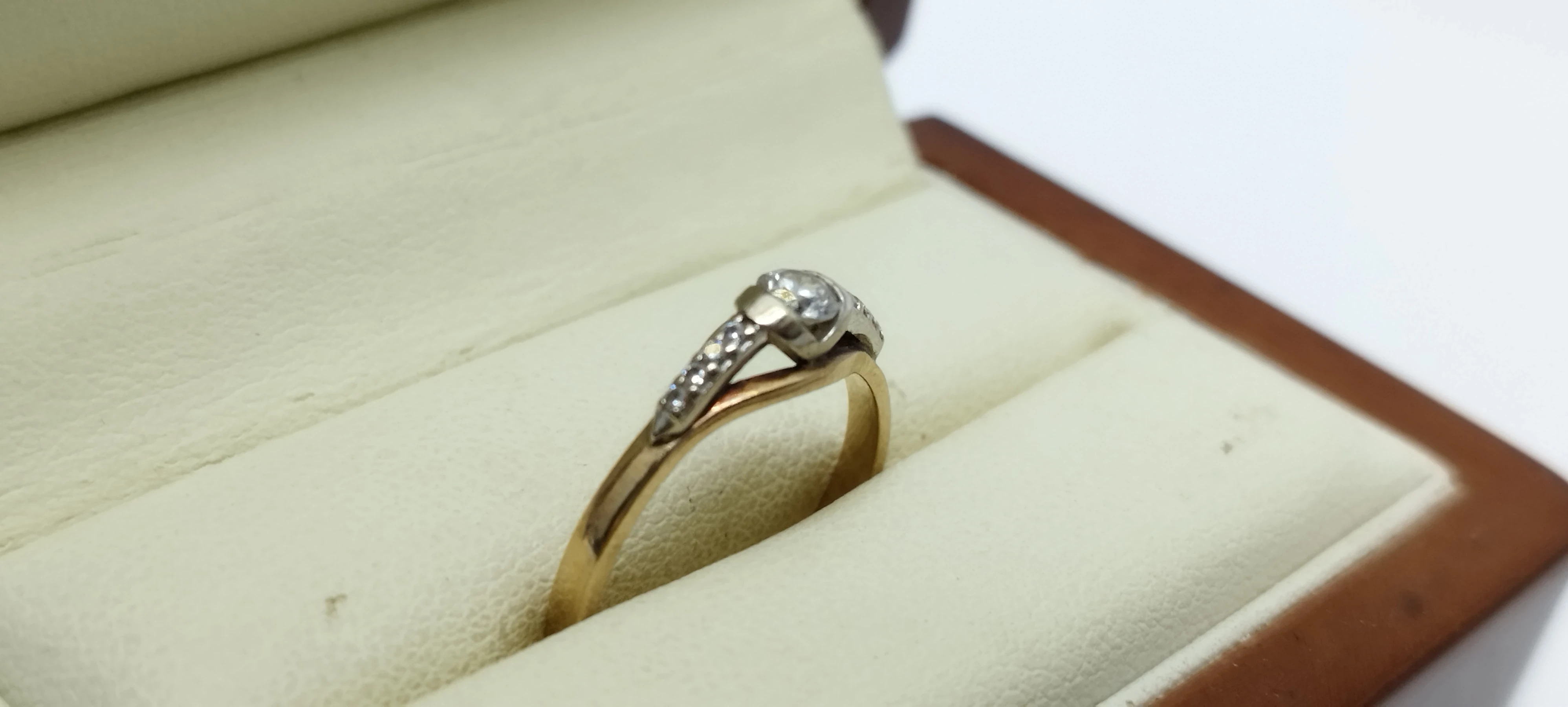 zloty-pierscionek-333-r-14-168-g-rodzaj-2205-16