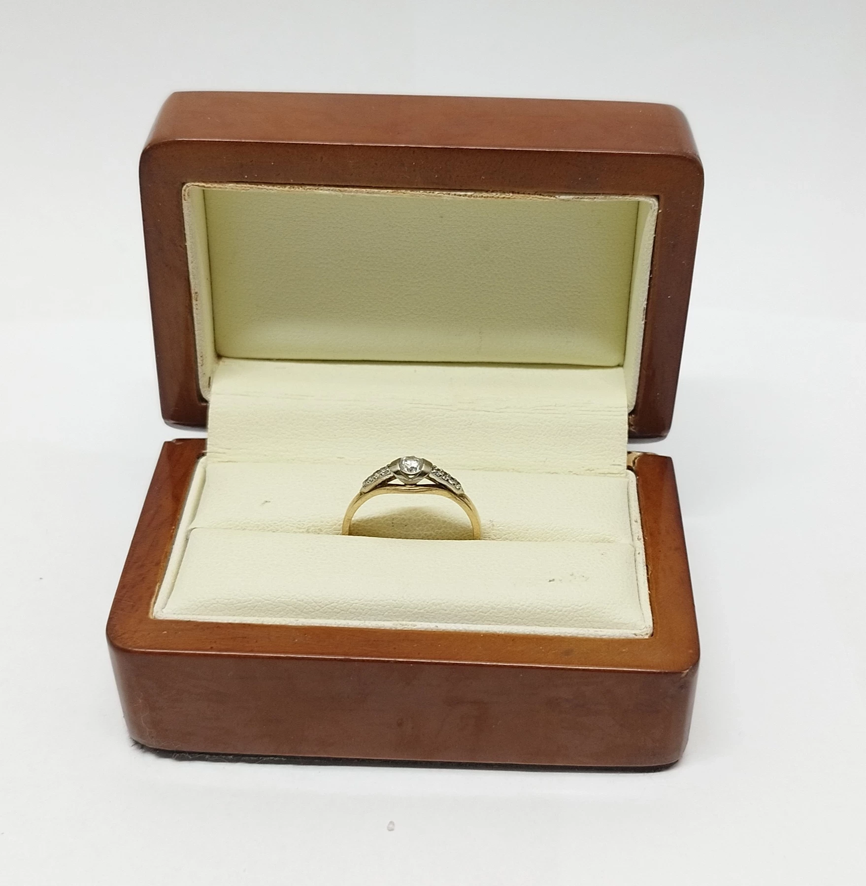 zloty-pierscionek-333-r-14-168-g-ean-gtin-5903948014281