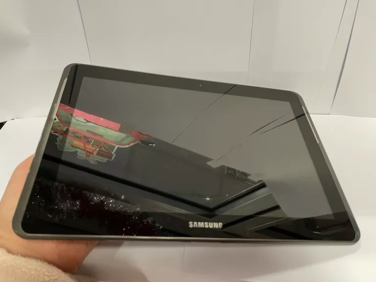 tablet-samsung-galaxy-tab-2-101-gt-p5100-modem-3g-1gb16gb-etui-lad-marka-samsung