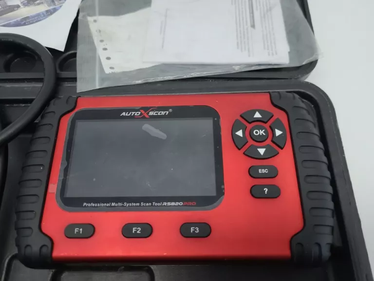 PROFESJONALNY TESTER DIAGNOSTYCZNY GM RS820PRO