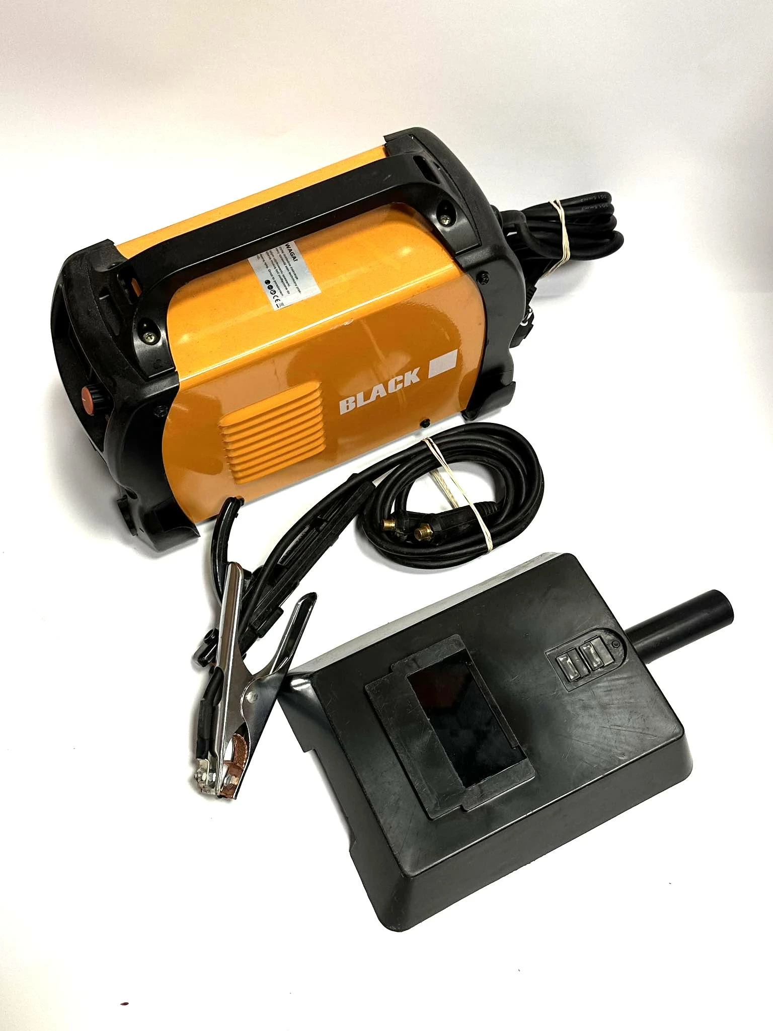 spawarka-inwertorowa-black-mma-300-wojska-polskiego-13-wagrowiec