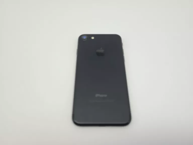 apple-iphone-7-wbudowana-pamiec-32-gb