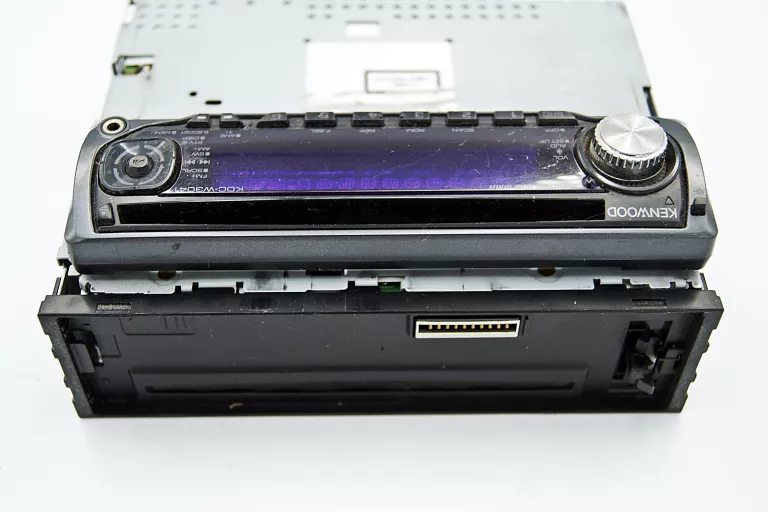 radio-samochodowe-kenwood-kdc-w3041-rodzaje-odtwarzanych-nosnikow-usb