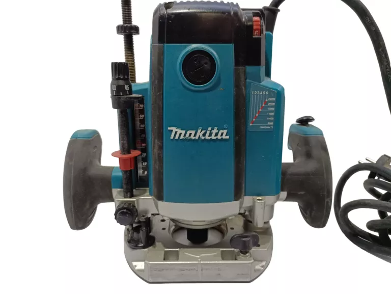 makita-rp2303fcxj-frezarka-2100w-stan-uzywany
