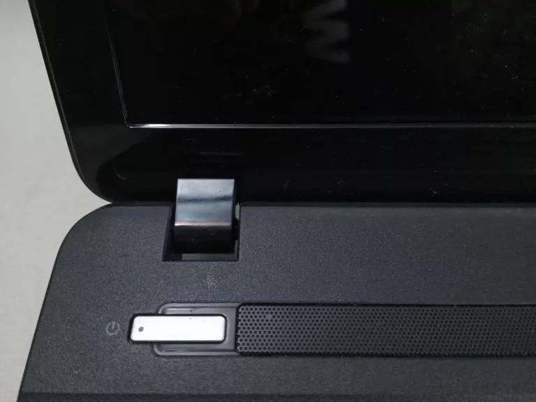 LAPTOP GATEWAY NE56R41U 4/500 HDD