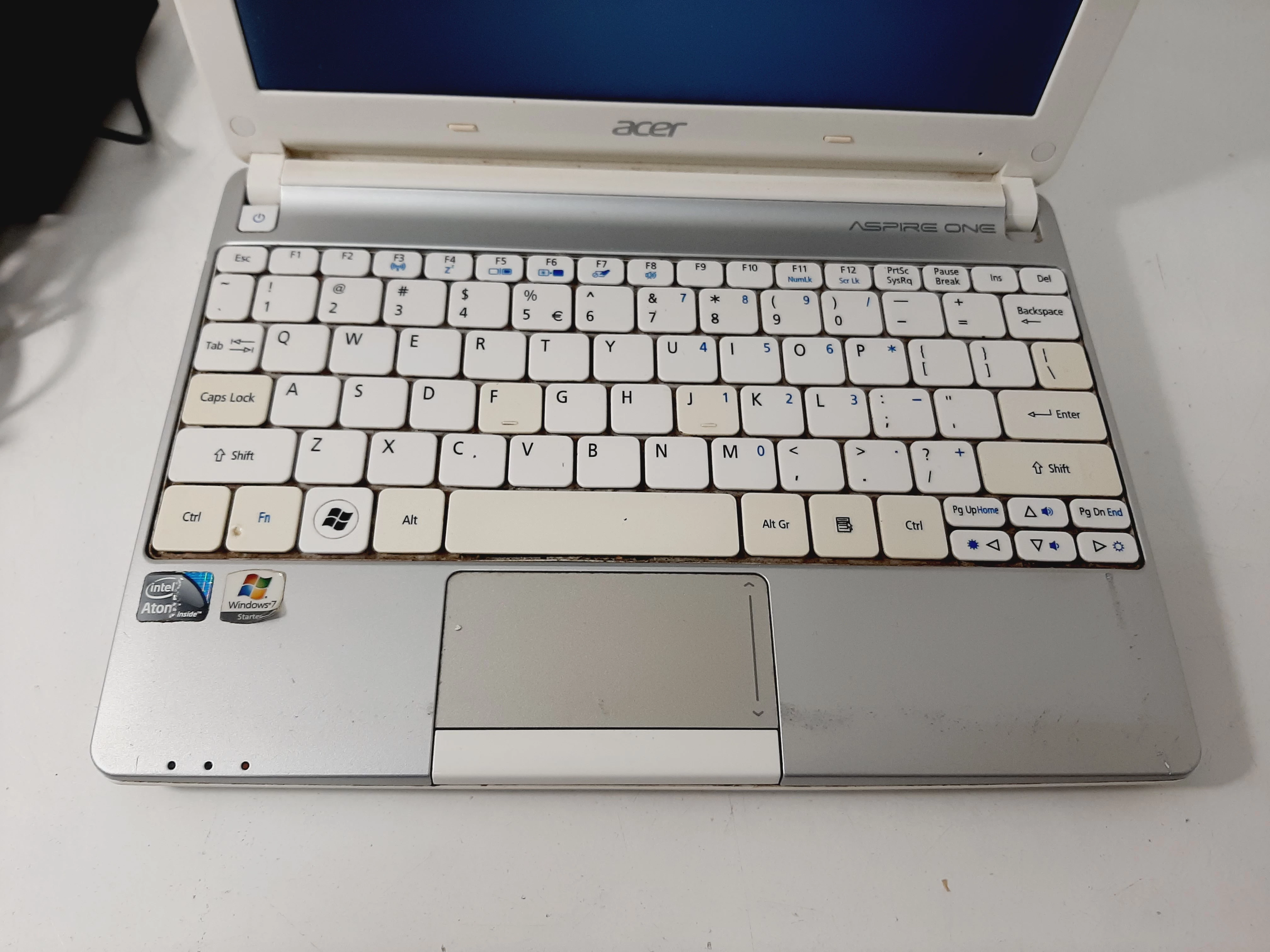 acer-aspire-one-d270-uszkodzona-matryca-stan-uszkodzony