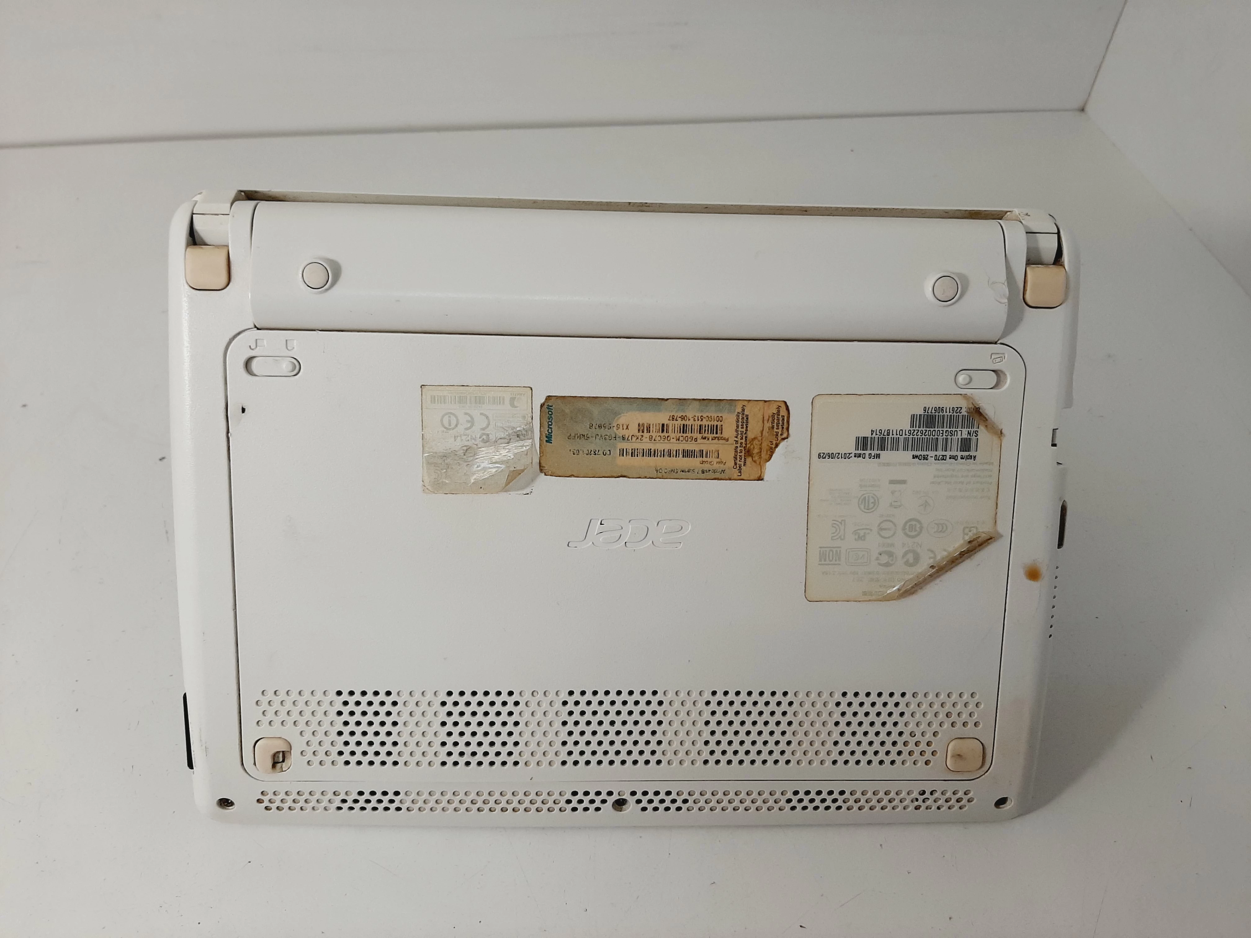 acer-aspire-one-d270-uszkodzona-matryca-rodzaj-karty-graficznej-grafika-zintegrowana