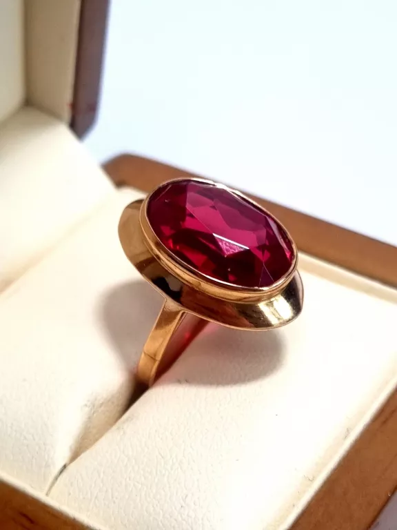 PIĘKNY ZŁOTY PIERŚCIONEK 5,71 585 R10