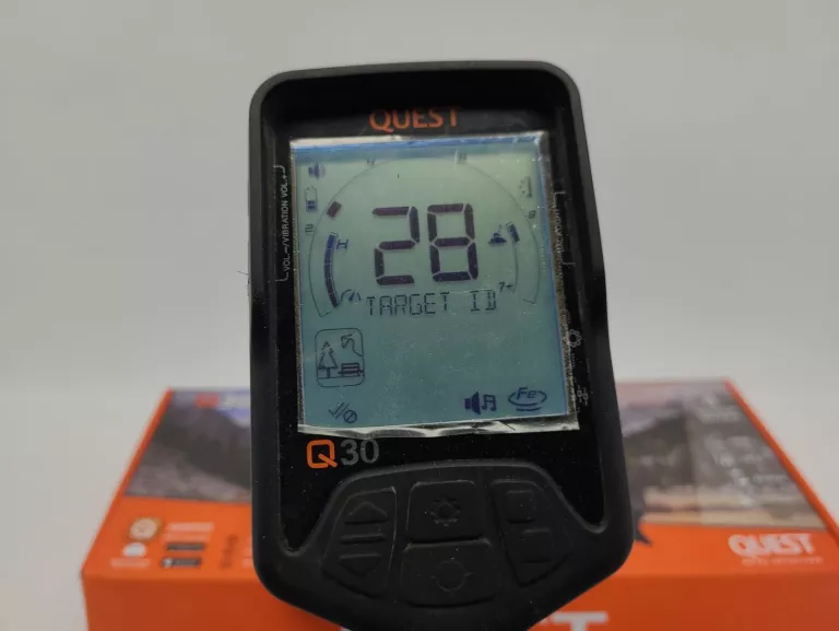 wykrywacz-metali-quest-q30-xpointer-land-detektor-product-id-4f3a1311-0e57-4fb1-b3f6-436e2277292b