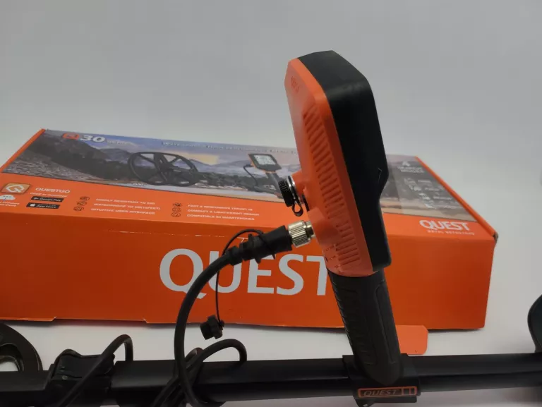 wykrywacz-metali-quest-q30-xpointer-land-detektor-dabrowszczakow-1811-sj-olsztyn