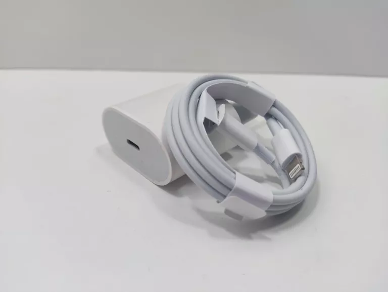 ladowarka-sieciowa-iphone-ipad-ipod-24a-12-w-andrzeja-10-katowice