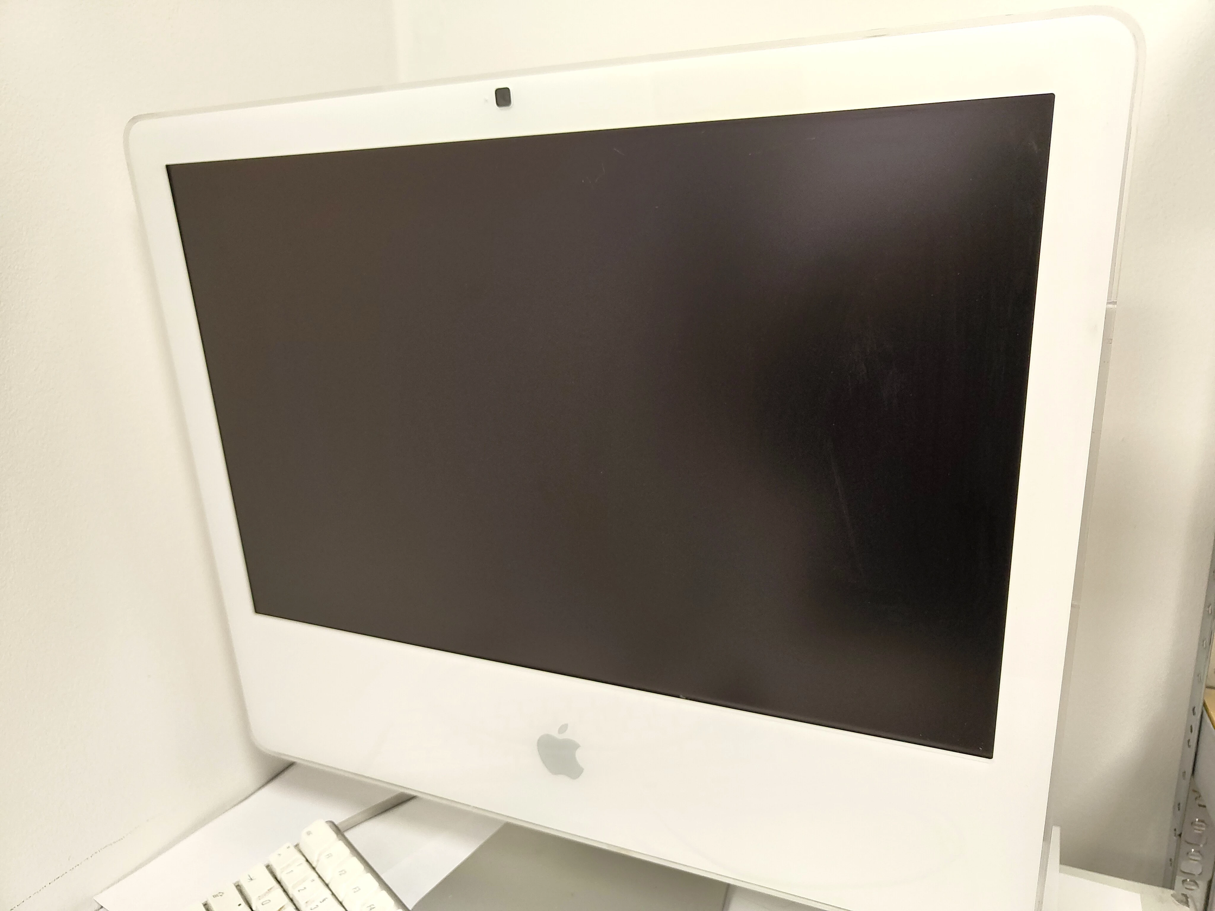 komputer-imac-2009-intel-core-2-duo2gb-ram-stan-nieznany-system-operacyjny-mac-os