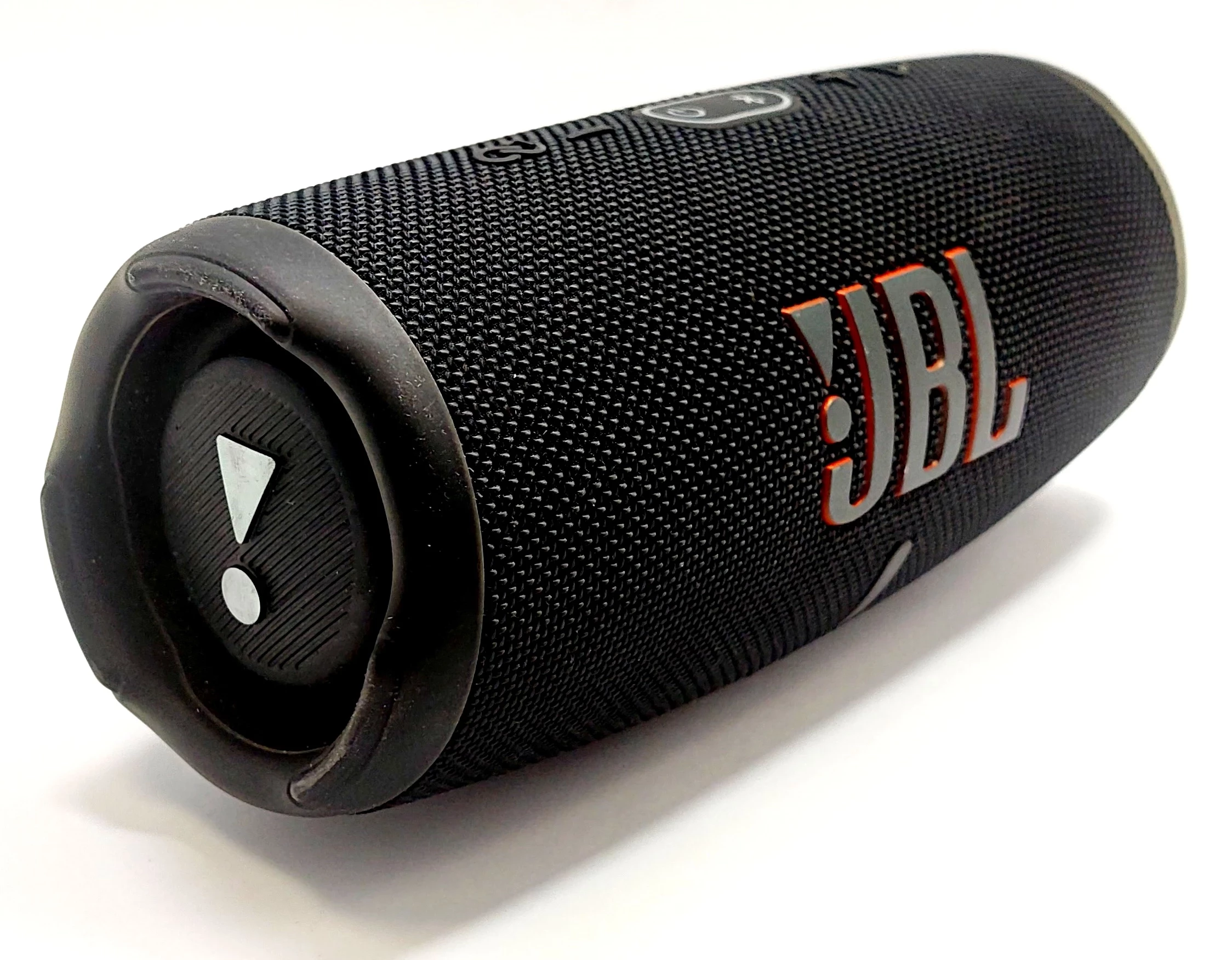 glosnik-jbl-charge-5-sam-czarny-stan-uzywany