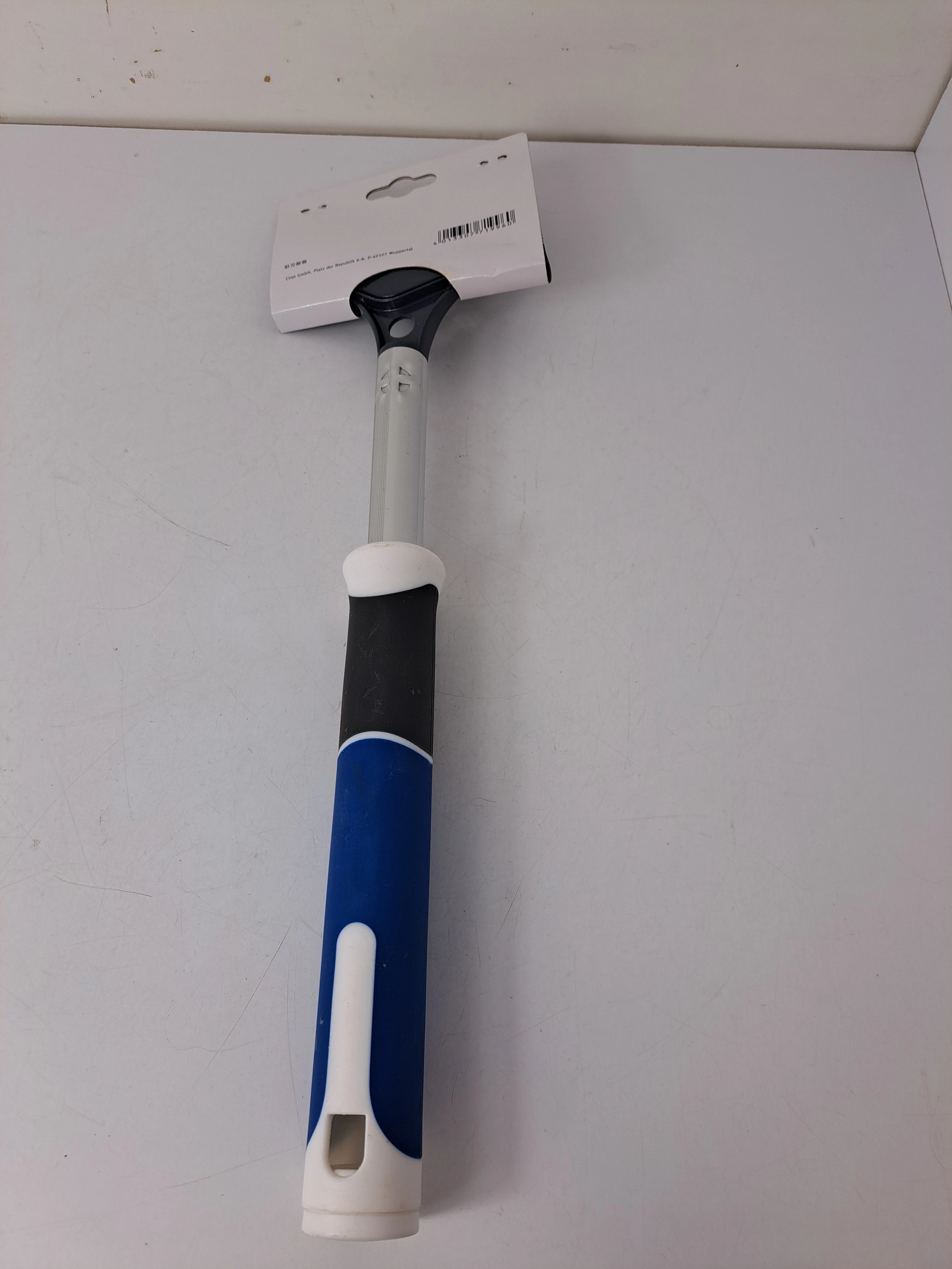 color-expert-skrobaczka-usuwajaca-farbe-ze-scian-stan-powystawowy