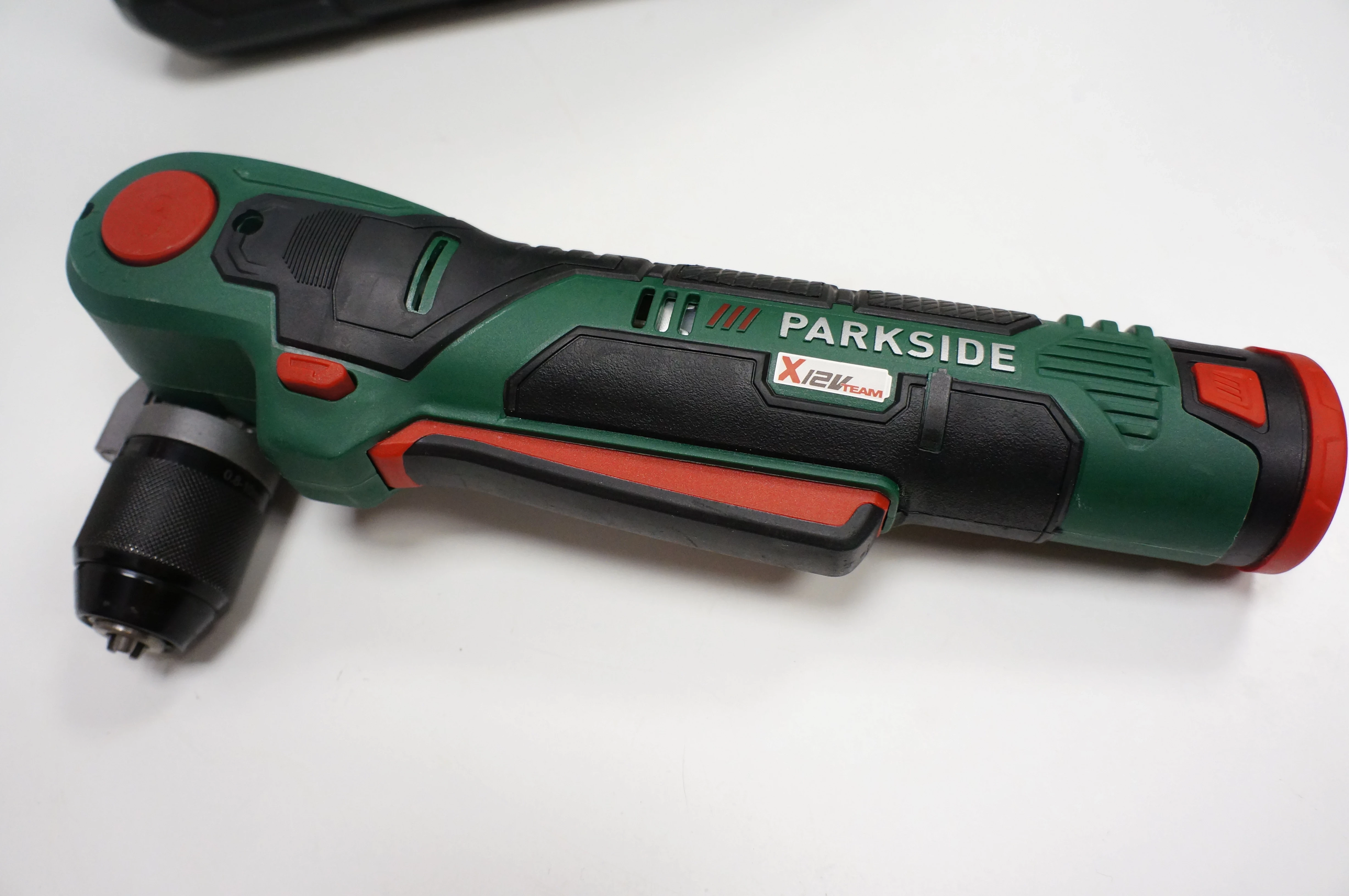 akumulatorowa-wiertarko-wkretarka-katowa-parkside-pwbsa-12-a1-rodzaj-silnika-brak-informacji